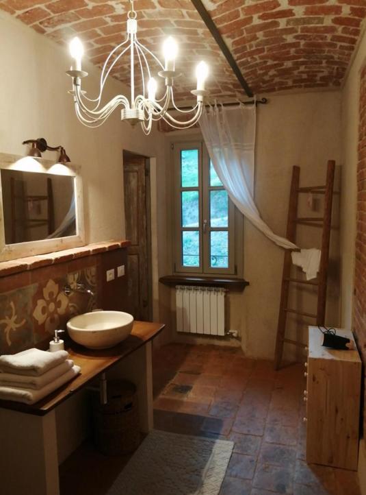 Bed and Breakfast La Casa In Collina Cinzano Zewnętrze zdjęcie